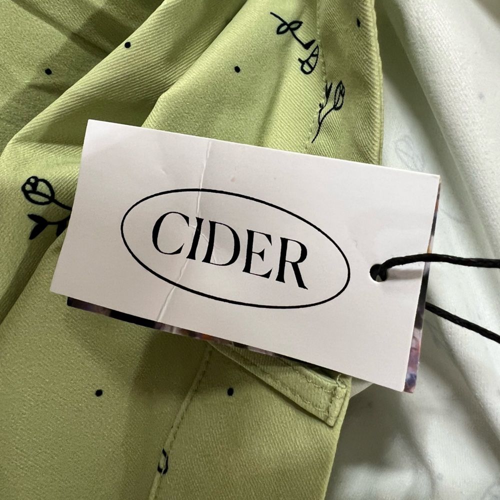 Cider Light Green Floral Trousers - Picture 4 of 11